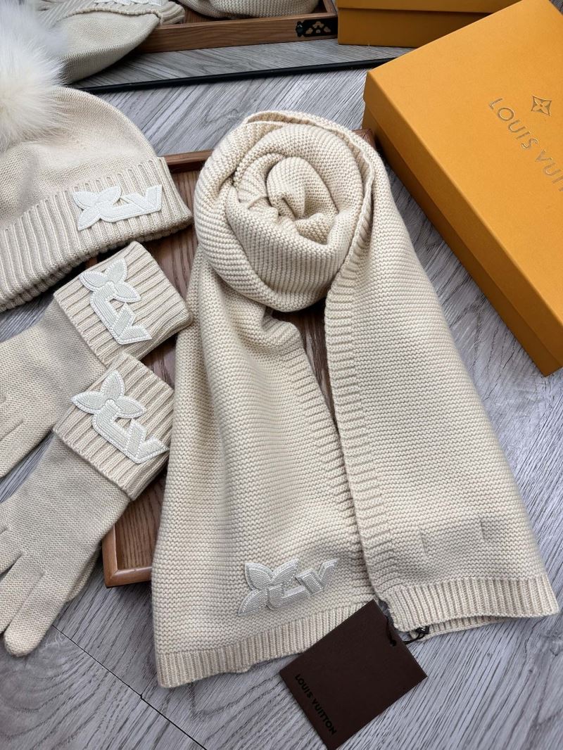 Louis Vuitton Caps Scarfs